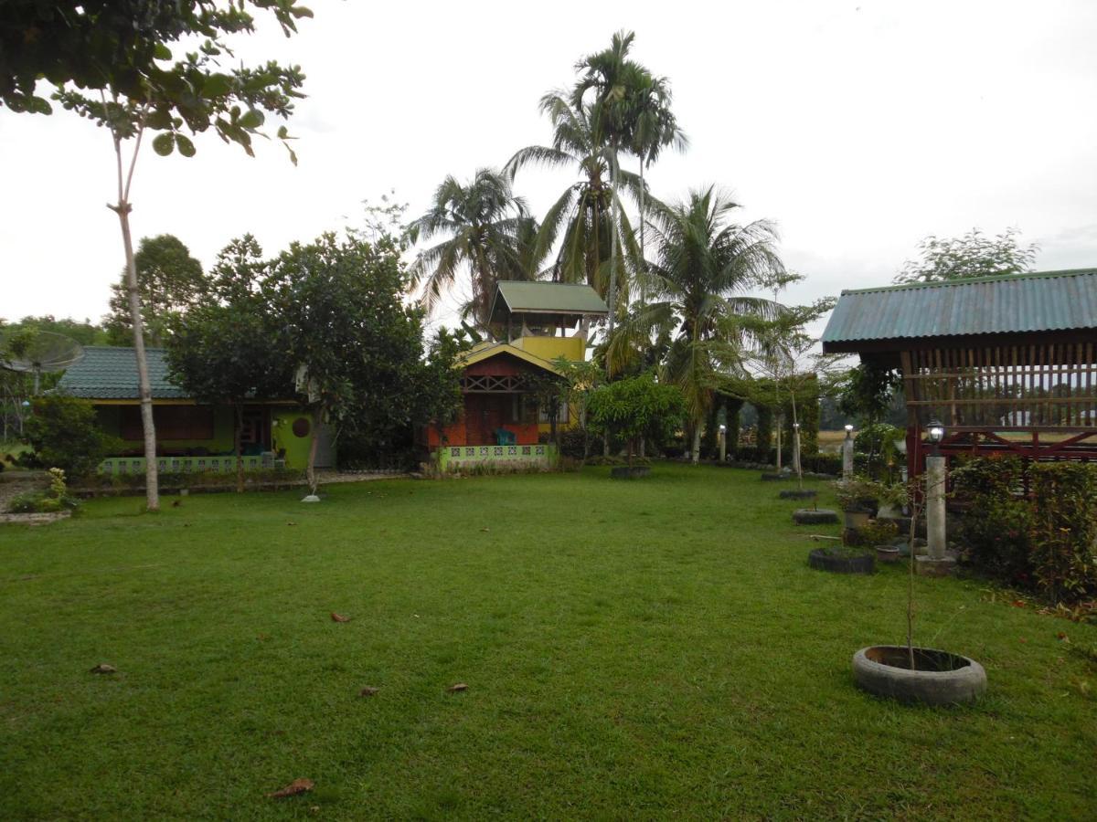Ambow Homestay Jungle Trekking & Village Tour Bukit Lawang Dış mekan fotoğraf