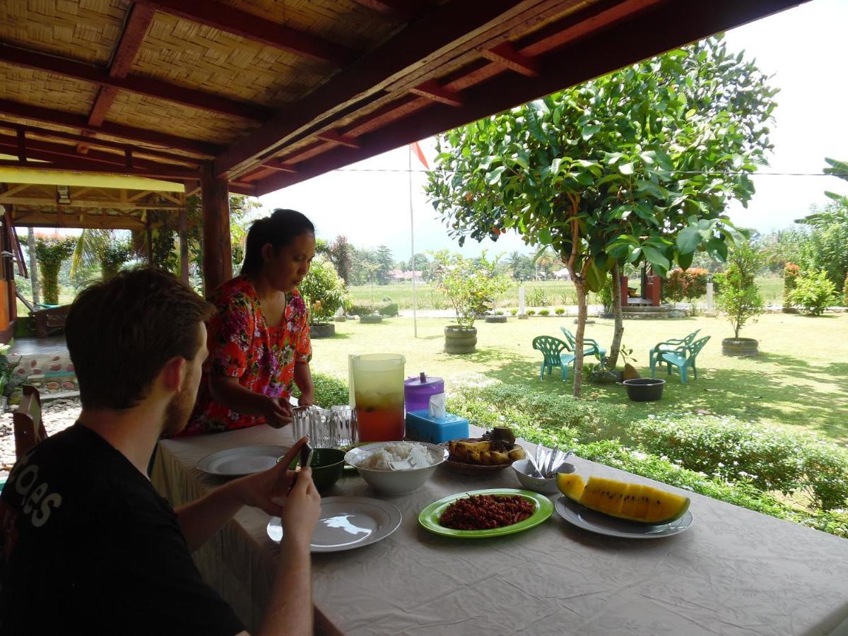 Ambow Homestay Jungle Trekking & Village Tour Bukit Lawang Dış mekan fotoğraf