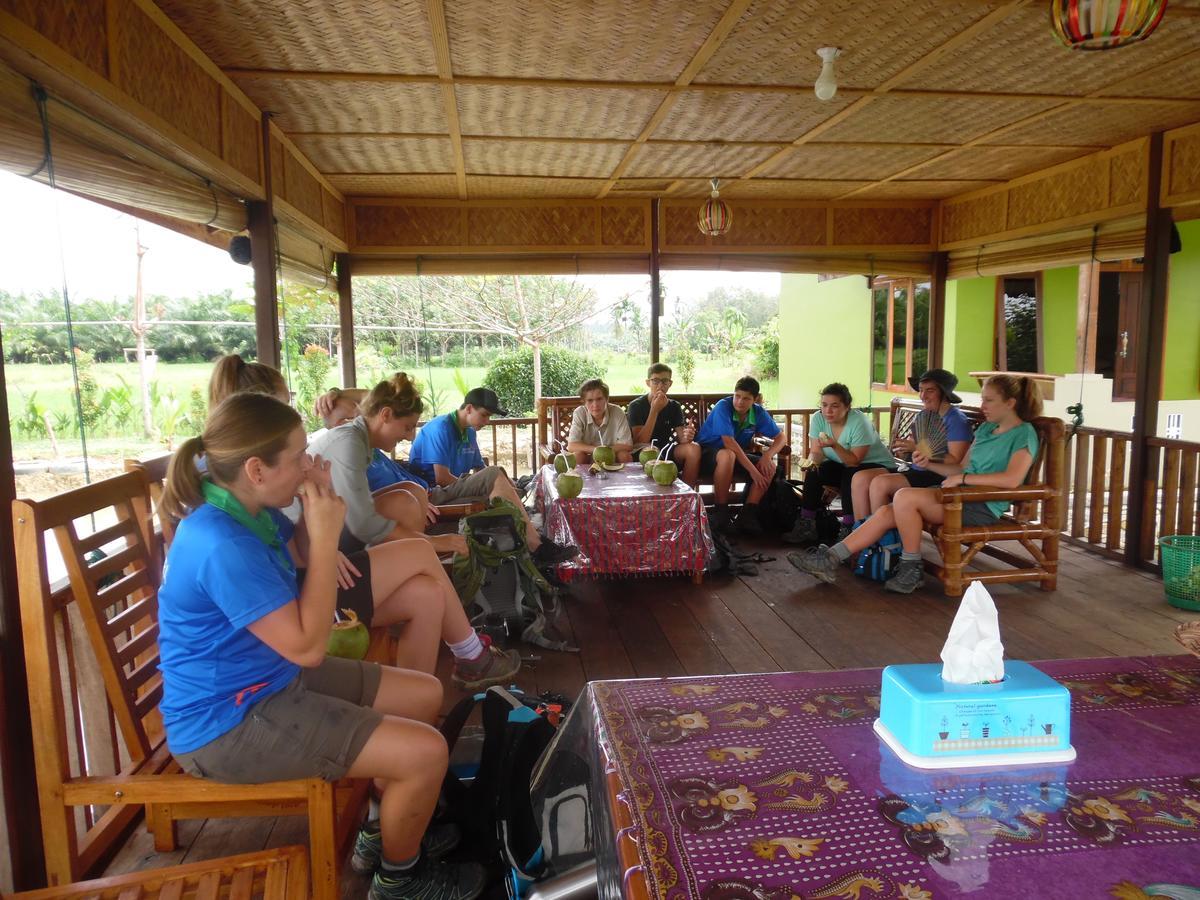 Ambow Homestay Jungle Trekking & Village Tour Bukit Lawang Dış mekan fotoğraf