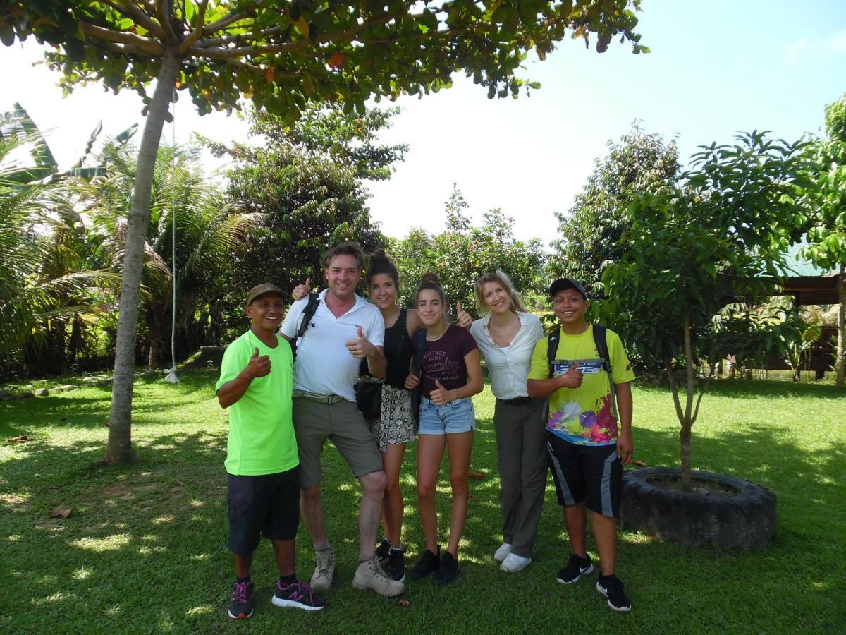 Ambow Homestay Jungle Trekking & Village Tour Bukit Lawang Dış mekan fotoğraf