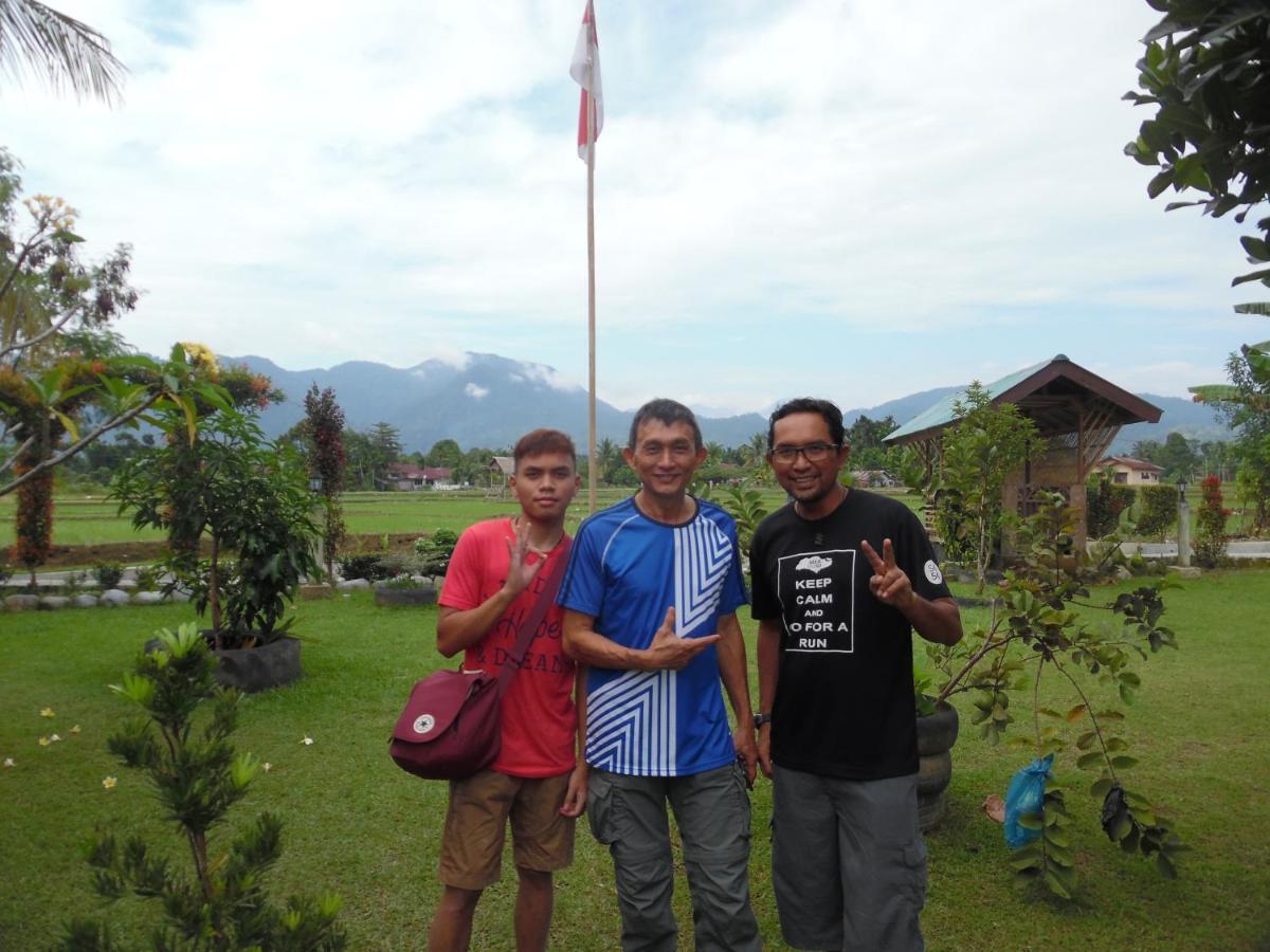 Ambow Homestay Jungle Trekking & Village Tour Bukit Lawang Dış mekan fotoğraf