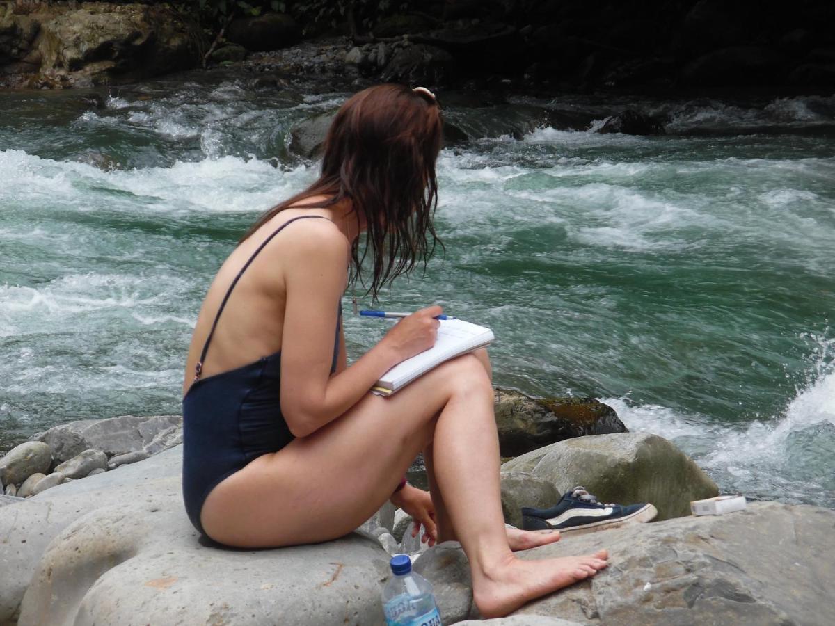 Ambow Homestay Jungle Trekking & Village Tour Bukit Lawang Dış mekan fotoğraf